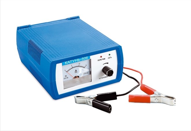 Кликните для увеличения изображения Зарядно-предпусковое устройство «КАТУНЬ» 501 (0-15A)