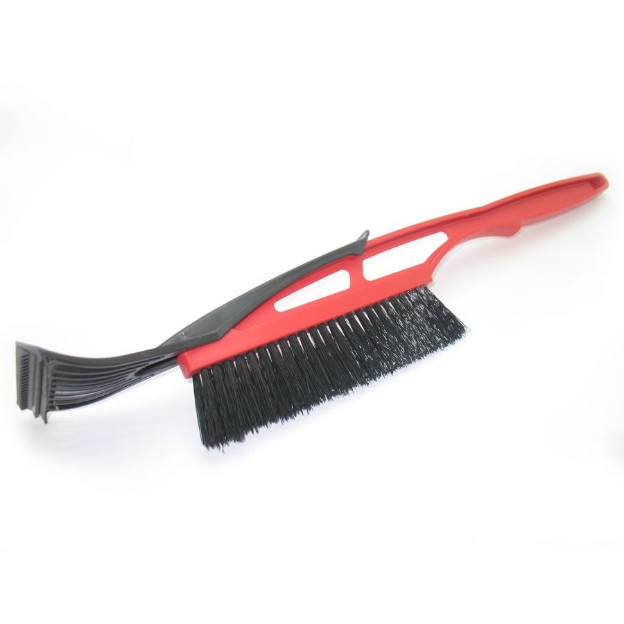 Кликните для увеличения изображения Щетка для снега MAXI PLAST со съемным скребком 51см